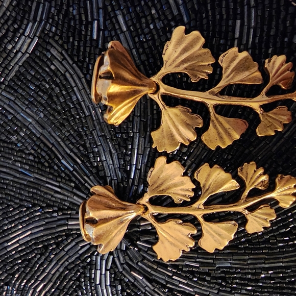 Oscar De La Renta Brooche and Matching Clip on Earrings